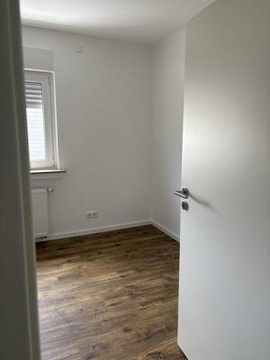 Kernsanierte 3 Zimmerwohnung in Wuppertal Oberbarmen-Nächstebreck – 42279 Wuppertal – Vorschaubild 8