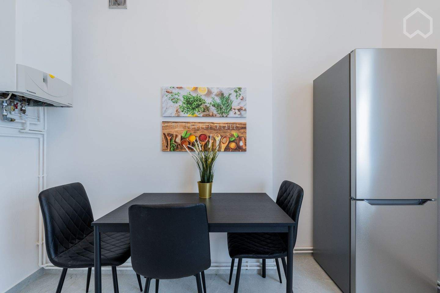 Exklusive und Hochwertig Eingerichtete 2-Zimmer-Wohnung im Herzen von Berlin Prenzlauer Berg – Berlin – Vorschaubild 4