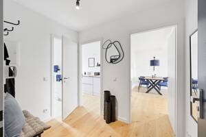 Licht, Ruhe und Wohnkomfort - Ihr neues Zuhause mit Loggia in der Veteranenstraße – 10119 Berlin – Vorschaubild 2