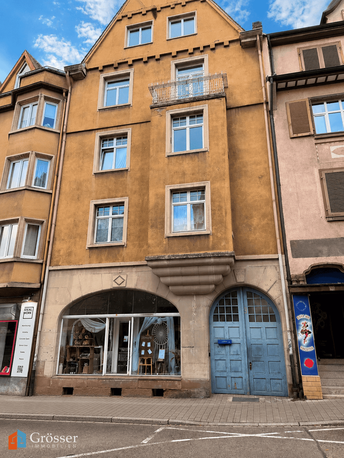 Historisches Wohn- und Geschäftshaus mit Fernwärme, großen Außenbereichen und Entwicklungspotential – 75172 Pforzheim – Bild 1 von 9