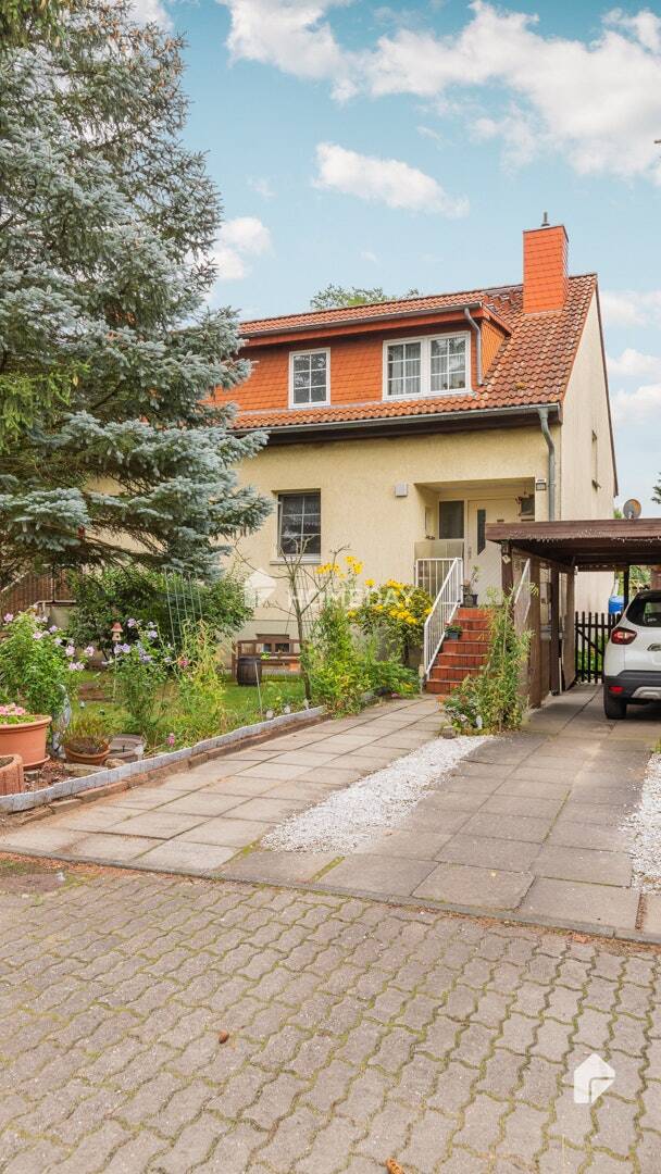 Gepflegte Doppelhaushälfte mit 5 Zimmern, Garten und Terrasse in Basdorf – Wandlitz – Bild 1 von 9