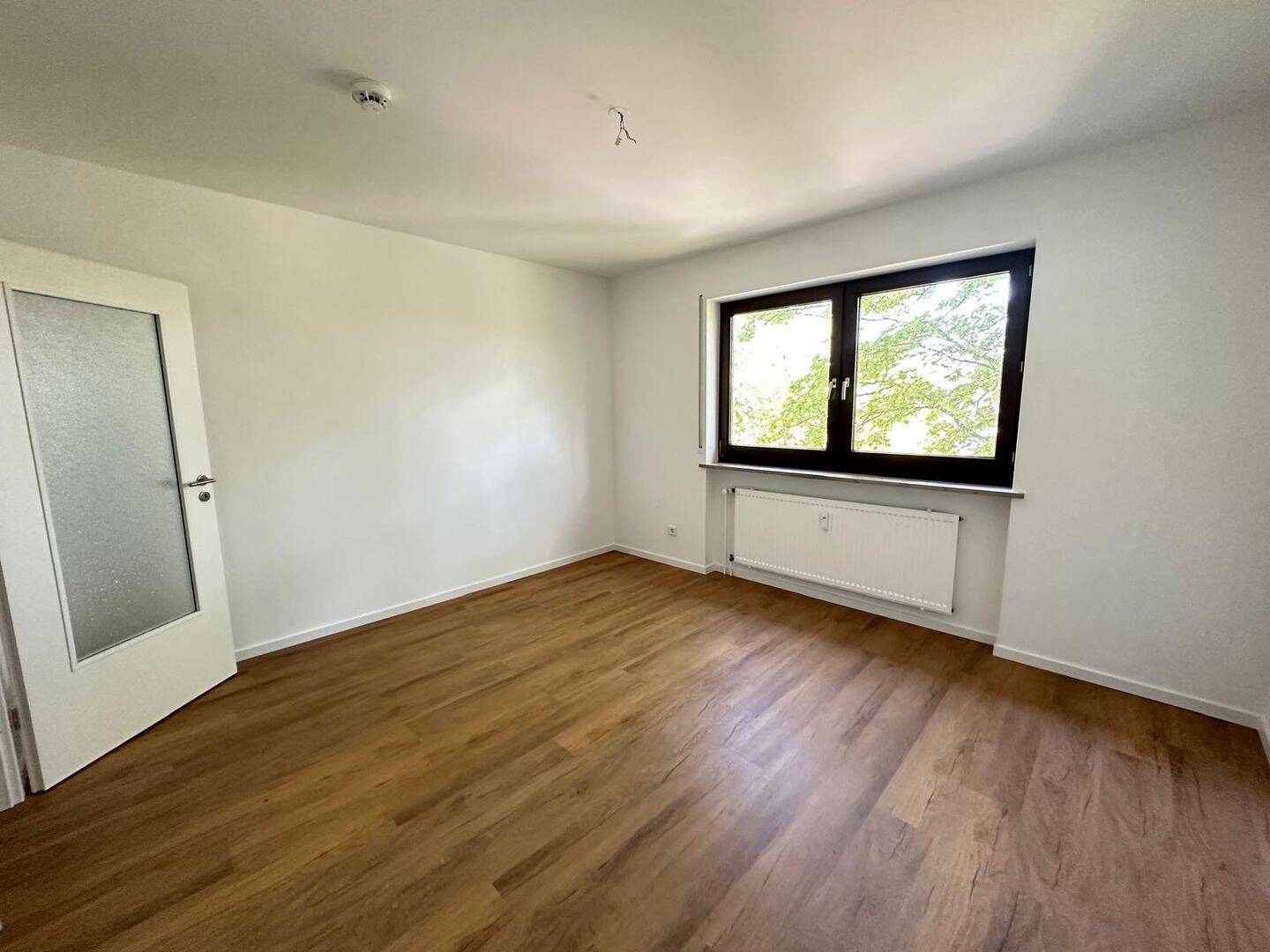 Helle 3-Zimmer-Wohnung mit zwei Balkonen – frisch saniert & ruhig gelegen – Wuppertal – Vorschaubild 3