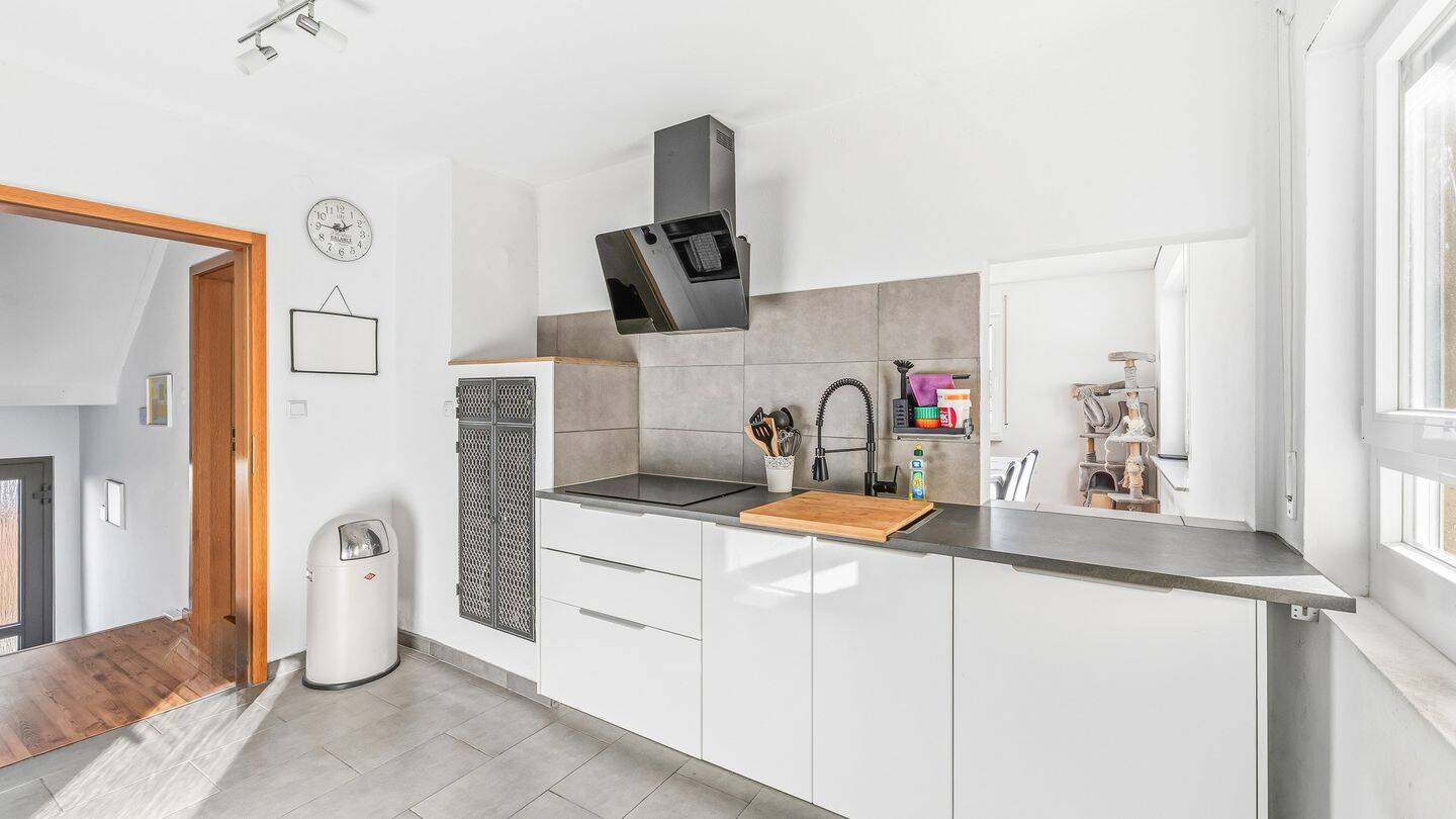 Charmantes und modernisiertes Einfamilienhaus in Unterensingen – Unterensingen – Vorschaubild 3