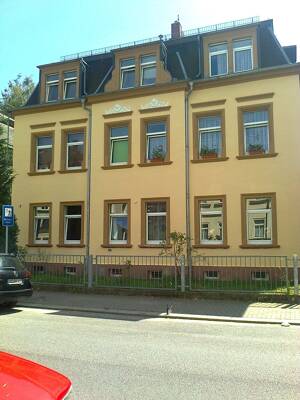 Schönes MFH mit Hinterhaus und Grundstück in ruhiger Lage von Pieschen