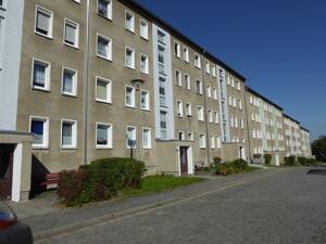 Ideal für Singles! 1-RW mit toller Aussicht! – 2727 Ebersbach-Neugersdorf – Vorschaubild 2