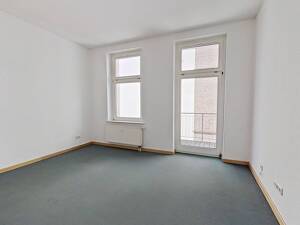 Die Blätter fallen, die Miete auch - 1 NKM als Herbstgeschenk: Attraktive 3-Zimmer-Wohnung mit Einbauküche und 2 Balkonen ++ – 39104 Magdeburg – Vorschaubild 1