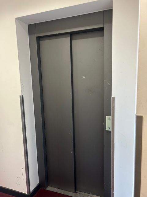 DG Wohnung / ruhig / zentrumsnah / Lift / denkmalgerecht saniert / Loggia – Leipzig – Vorschaubild 3