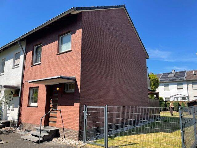 Charmantes Reihenendhaus mit großem Garten - ideal für Familien