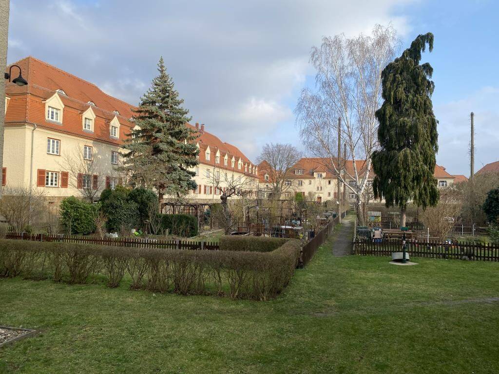 KAUFEN OHNE NEBENKOSTEN! - 4,15 % RENDITE - 3 Zimmer Wohnung im Erdgeschoss mit Loggia – Dresden – Vorschaubild 2