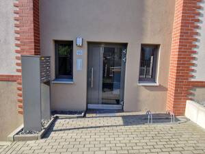 Neubau! 2. Bezug! Moderne 3.RW. mit Balkon, Wanne + Dusche, Fußbodenhzg. u.v.m. zu vermieten! – 1129 Dresden – Vorschaubild 3