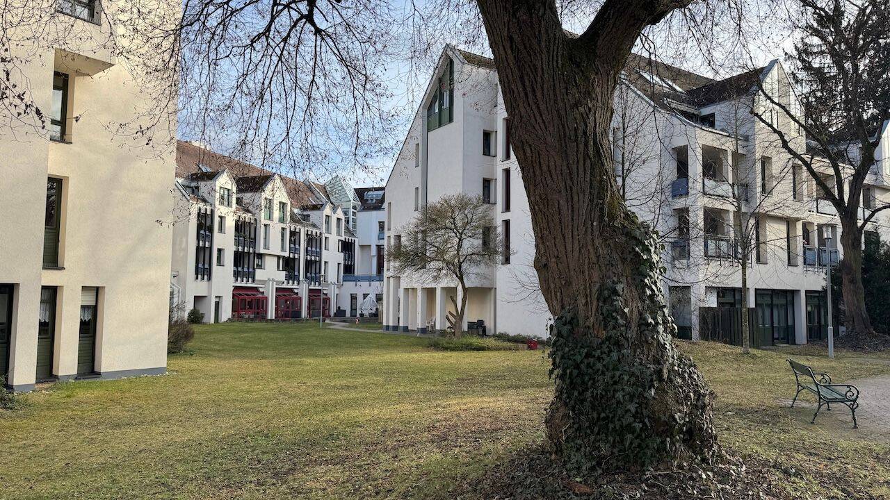 *** Für Kapitalanleger – Paket 2 Wohnungen Seniorenresidenz am Schloß Stein *** – Nürnberg – Vorschaubild 6