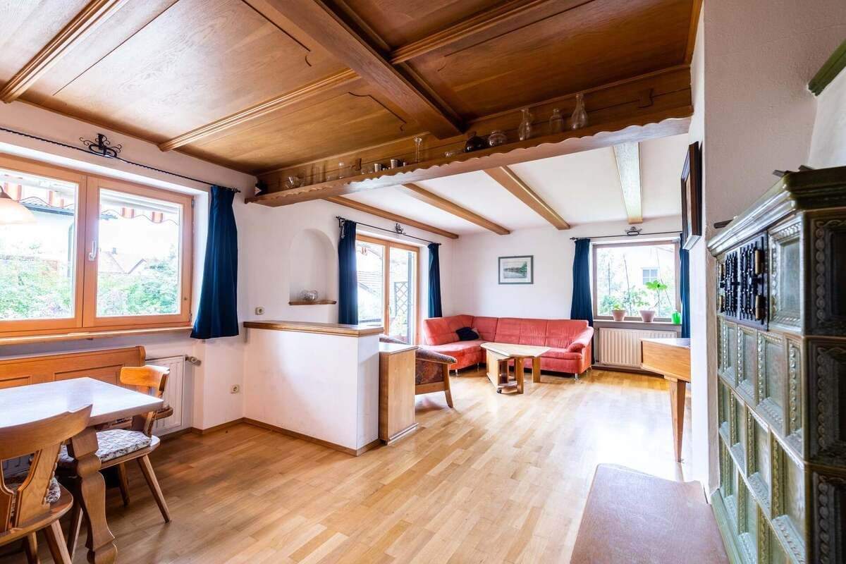 Traumhaus mit zus. Potenzial gem. Bebauungsplan – Eberfing – Vorschaubild 9
