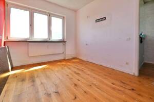 ÜBER DEN DÄCHERN BERLINS - MIT ÜBERDACHTEM BALKON & WEITBLICK - ZUM NEU GESTALTEN – 13403 Berlin – Vorschaubild 6