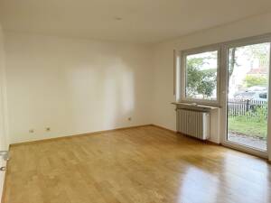 Gartenliebhaber - helle EG-Wohnung mit Hobbyraum in Pasing – 81245 München – Vorschaubild 2
