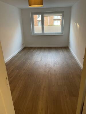 Freundliche Wohnung mit Balkon in zentraler Wohnlage – 22089 Hamburg – Vorschaubild 3