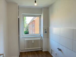 Praktische 2,5 Zimmerwohnung mit Dielenboden – 24149 Kiel – Vorschaubild 4