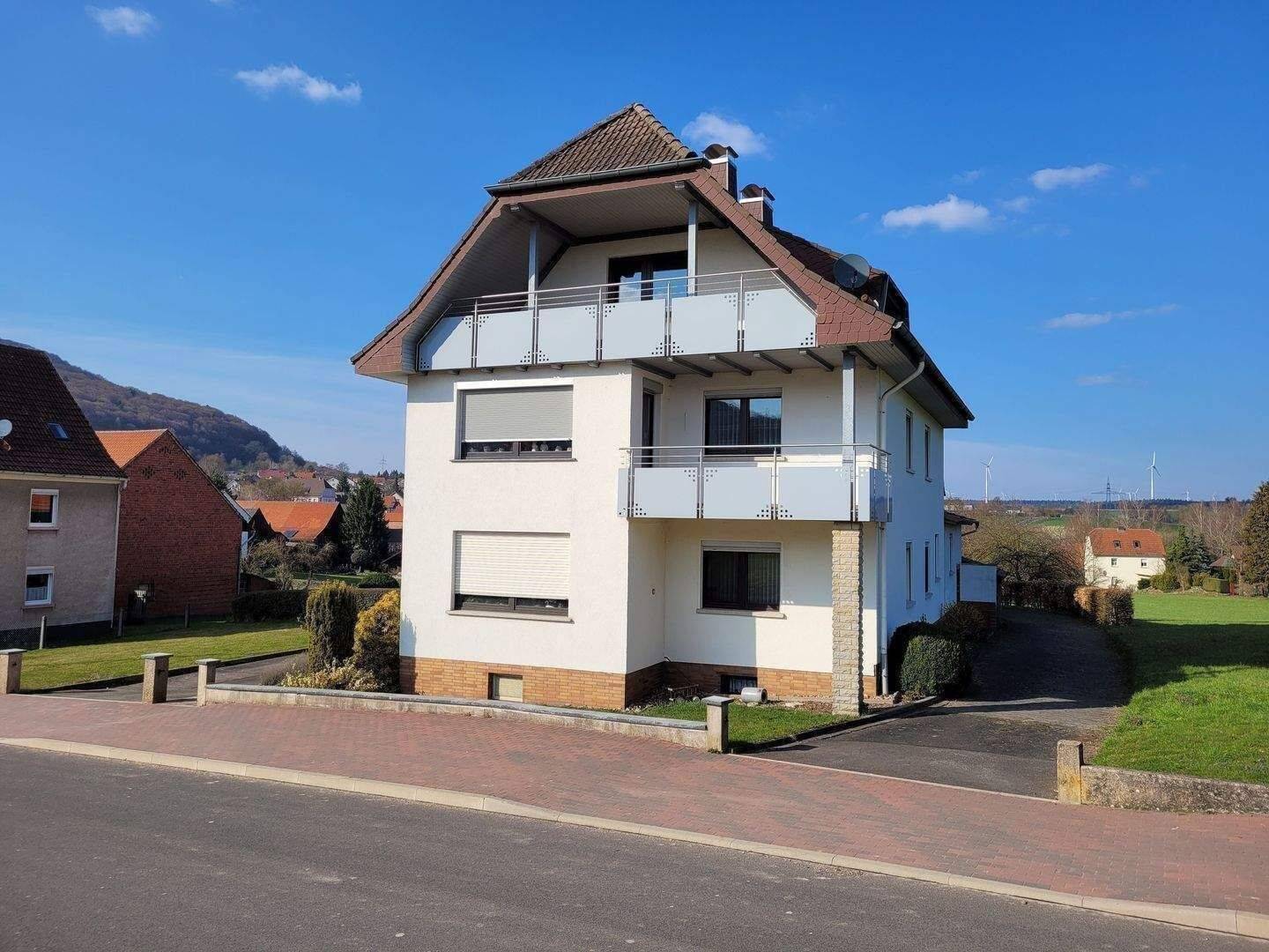 WEITLÄUFIG!!! Ein- Zweifamilienwohnhaus mit Zwischenbau, Scheune und 8206 m² Grundstück – Hohenroda – Vorschaubild 4