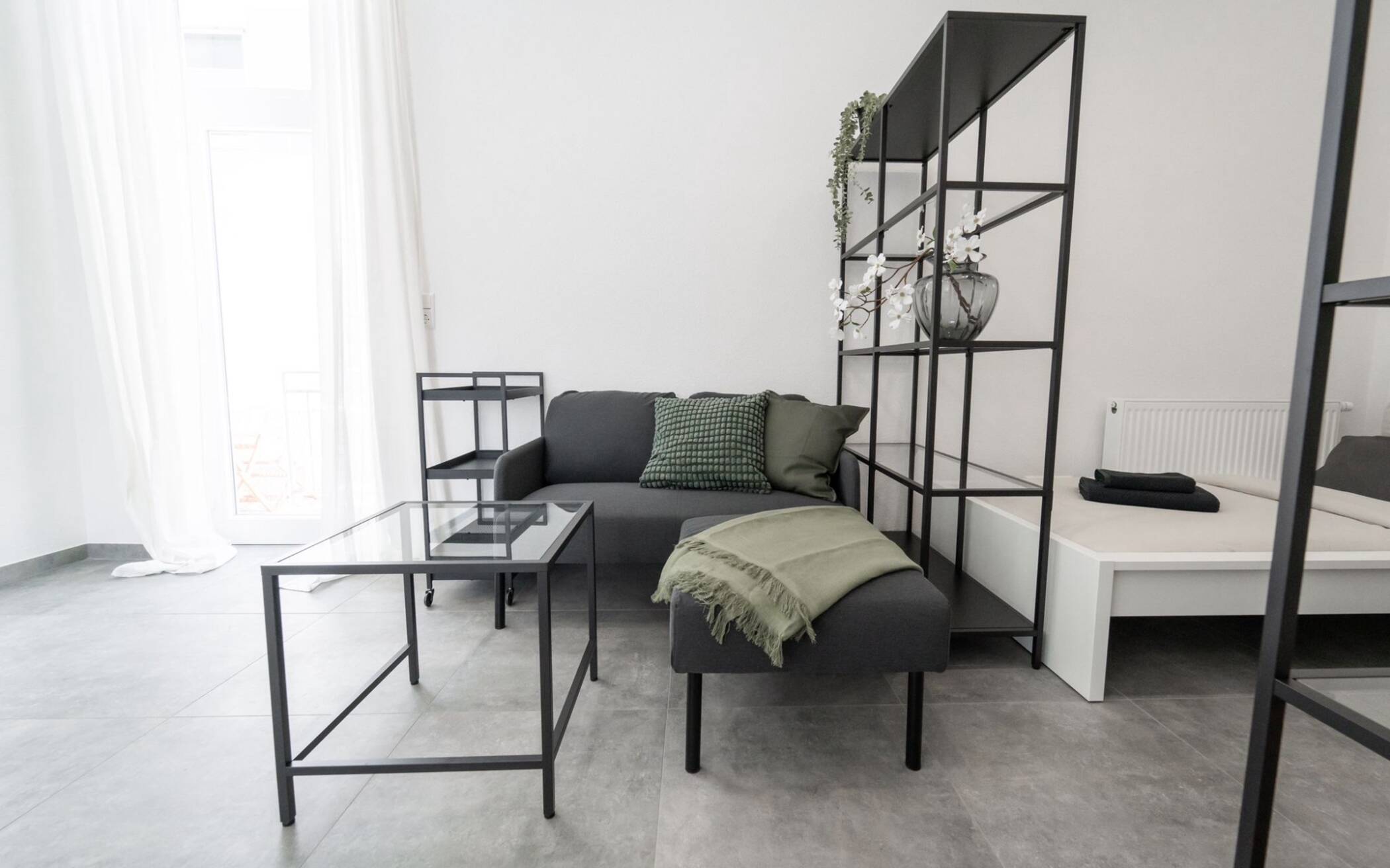 2-Zimmerwohnung Wohnen auf Zeit Reutlingen ab 1 Monat flexibel – Reutlingen – Vorschaubild 2