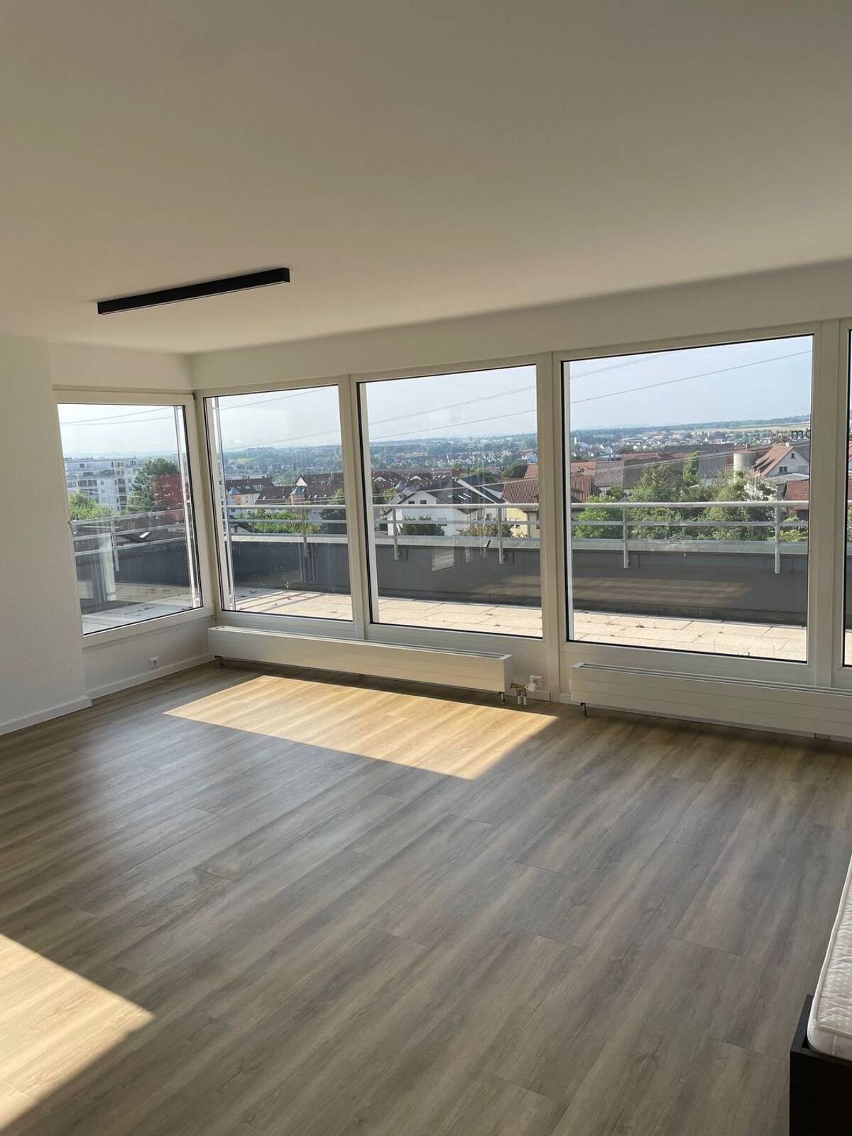 Penthouse mit Weitblick – 71088 Holzgerlingen – Bild 1 von 9