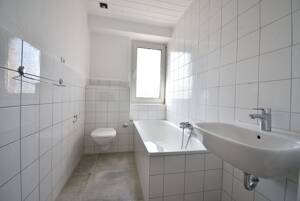 OB-Sterkrade! Renovierte 4-Zimmer-Whg mit Balkon – 46145 Oberhausen – Vorschaubild 9