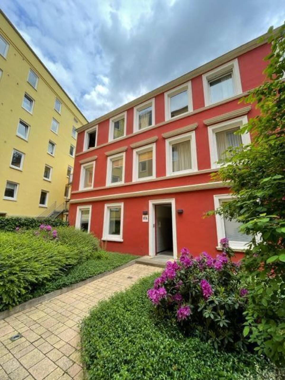 Sanierte 2 Zi.-Altbau-Whg. im Erdgeschoss (Hinterhaus) – 20253 Hamburg – Bild 1 von 8