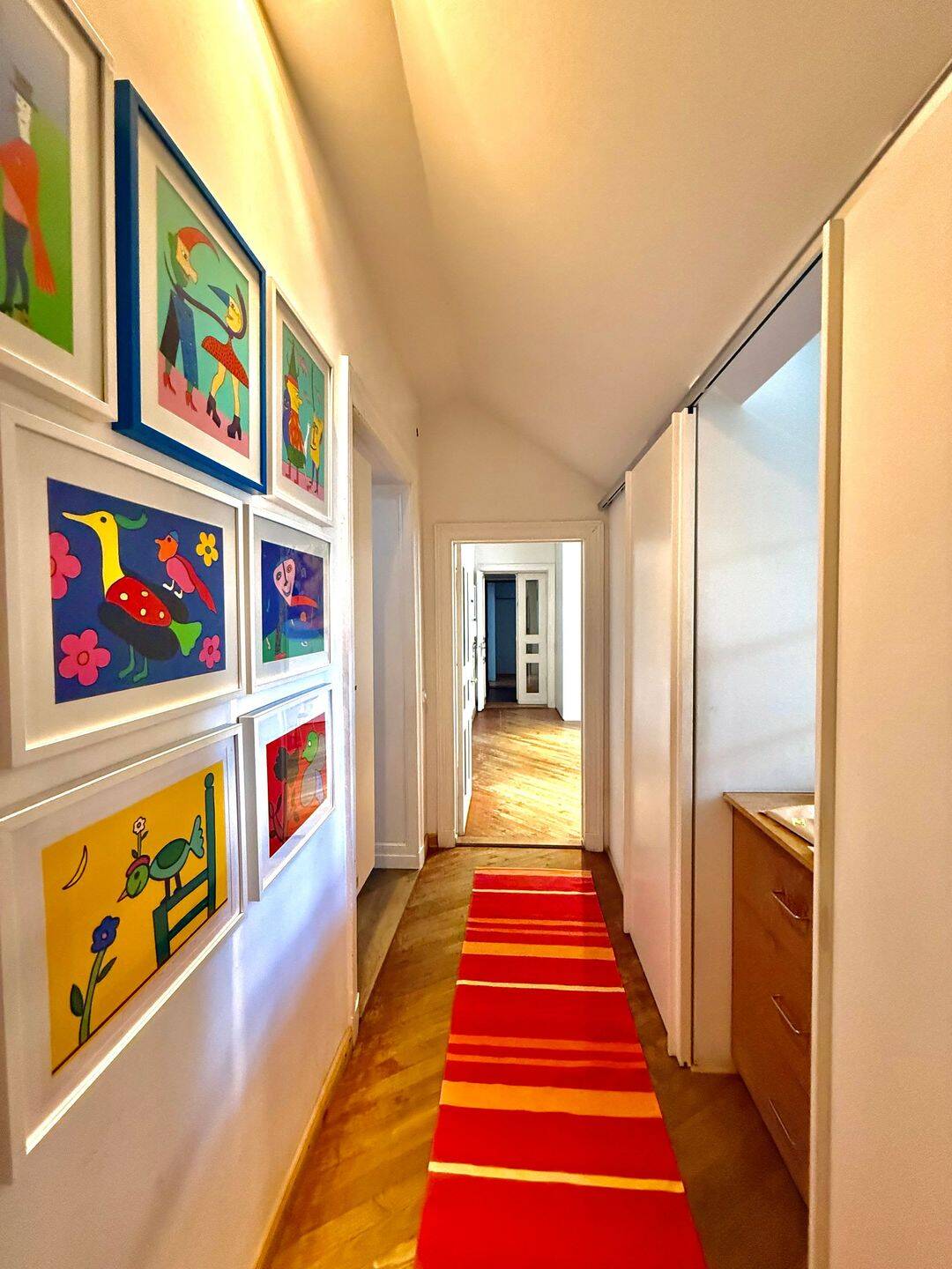 Altbaujuwel im Liegnitzkiez: Wintergarten, Balkon & 5 lichtdurchflutete Zimmer – Berlin – Vorschaubild 3