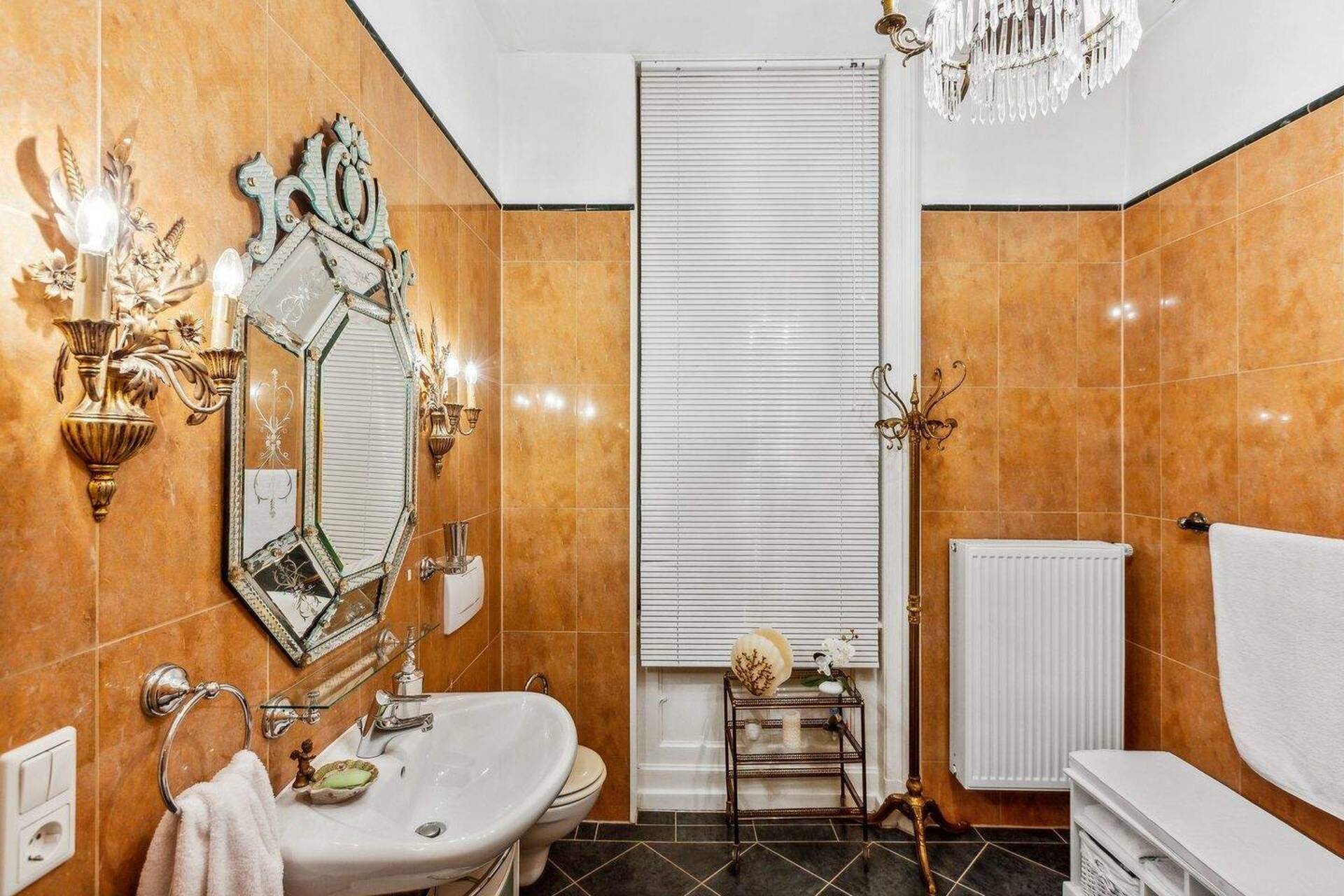 Haus in 06618 Naumburg mit 1.130 m² kaufen