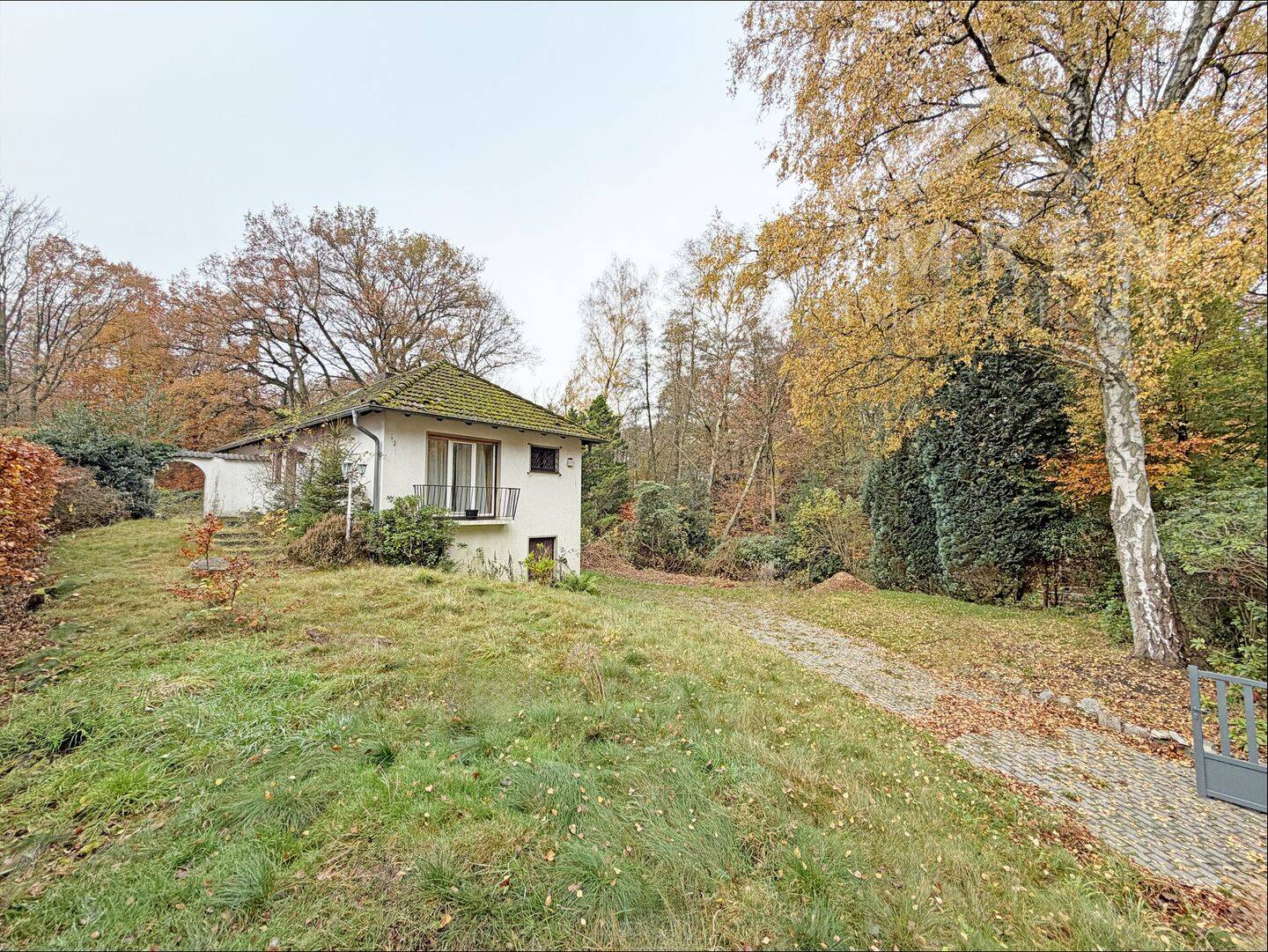 Volksdorf im Grünen: Attraktives Einfamilienhaus im Charme der 50er zur Neugestaltung. – Hamburg – Vorschaubild 5