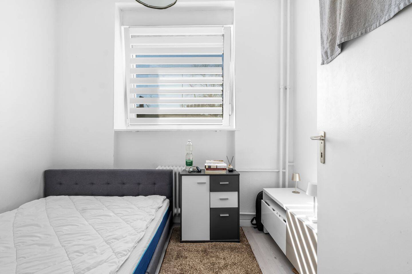 Entscheiden Sie selbst: Eigennutzung oder Investment - Moderne 2 Zi-Whg mit SW-Blk & top Anbindung – Berlin – Vorschaubild 5