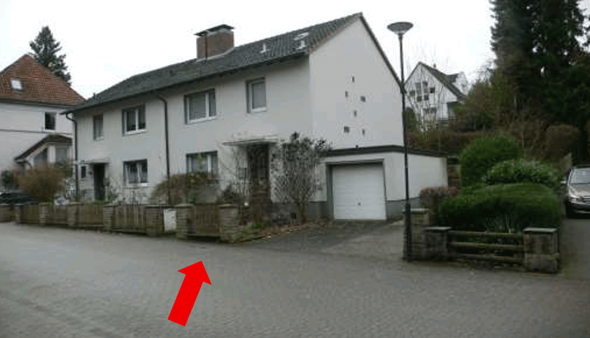 Schöne Doppelhaushälfte mit Balkon, Terrasse und Garage in guter Wohnlage in 58093 Hagen-Hohenlimburg – 58093 Hagen – Bild 1 von 4
