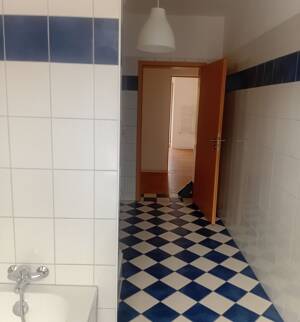 geräumiges großes WG - Zimmer Uni Nähe – 99092 Erfurt – Vorschaubild 4
