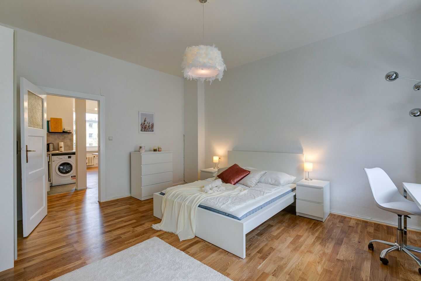 ? Clever geschnitten & ruhig gelegen! - Heller 2,5-Zi.-Altbau mit Balkon & Top-Bad in Reinickendorf – Berlin – Vorschaubild 3
