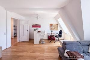 22801 HomeCompany Dresden Möbliert/Furnished 3-Zimmer Maisonette Wohnung in Dresden-Striesen mit Balkon max. 3 Personen – 1309 Dresden – Vorschaubild 3