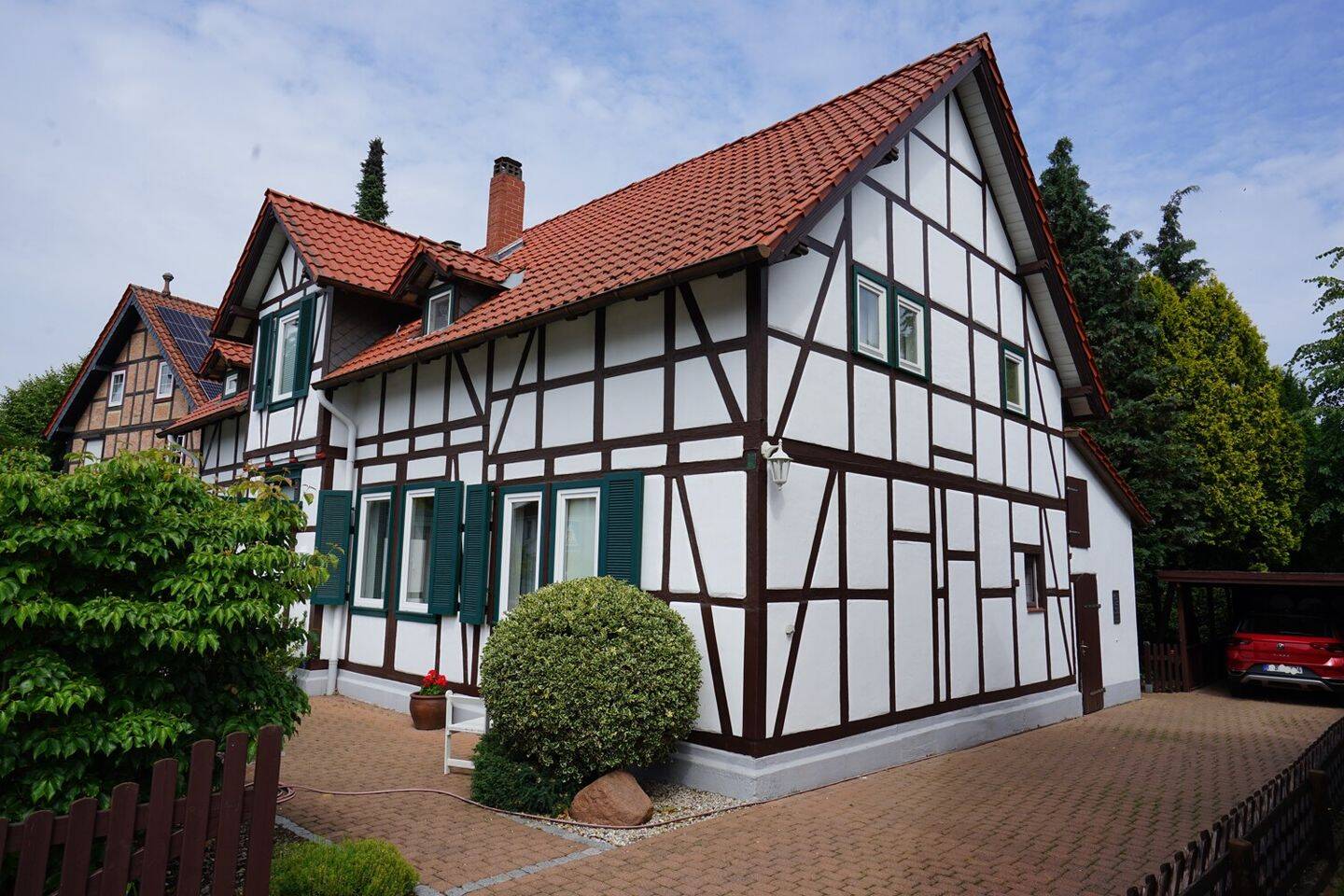 Großzügiges Fachwerkhaus mit historischem Charme und sonnigem Garten – Braunschweig – Vorschaubild 2