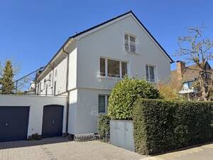 Großzügiges Stadthaus mit vielseitigen Nutzungsmöglichkeiten in exklusiver Wohnlage – 40237 Düsseldorf – Vorschaubild 2