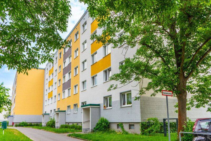 3-Raum-Wohnung mit Balkon auf dem Kapellenberg – Chemnitz – Bild 1 von 9