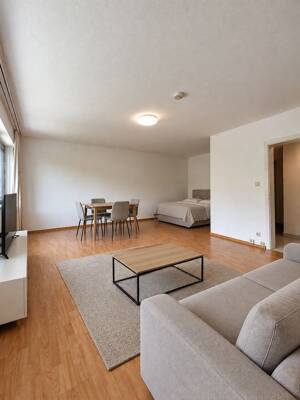 Provisionsfrei - Helle 1,5-Zimmer-Wohnung mit Stellplatz und hervorragender ÖPNV-Anbindung – 70569 Stuttgart – Vorschaubild 2