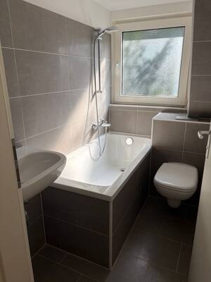 ~~Kleine 2,5 Zimmer Dachgeschosswohnung in Bünde-Mitte!!~~ – 32257 Bünde – Vorschaubild 2