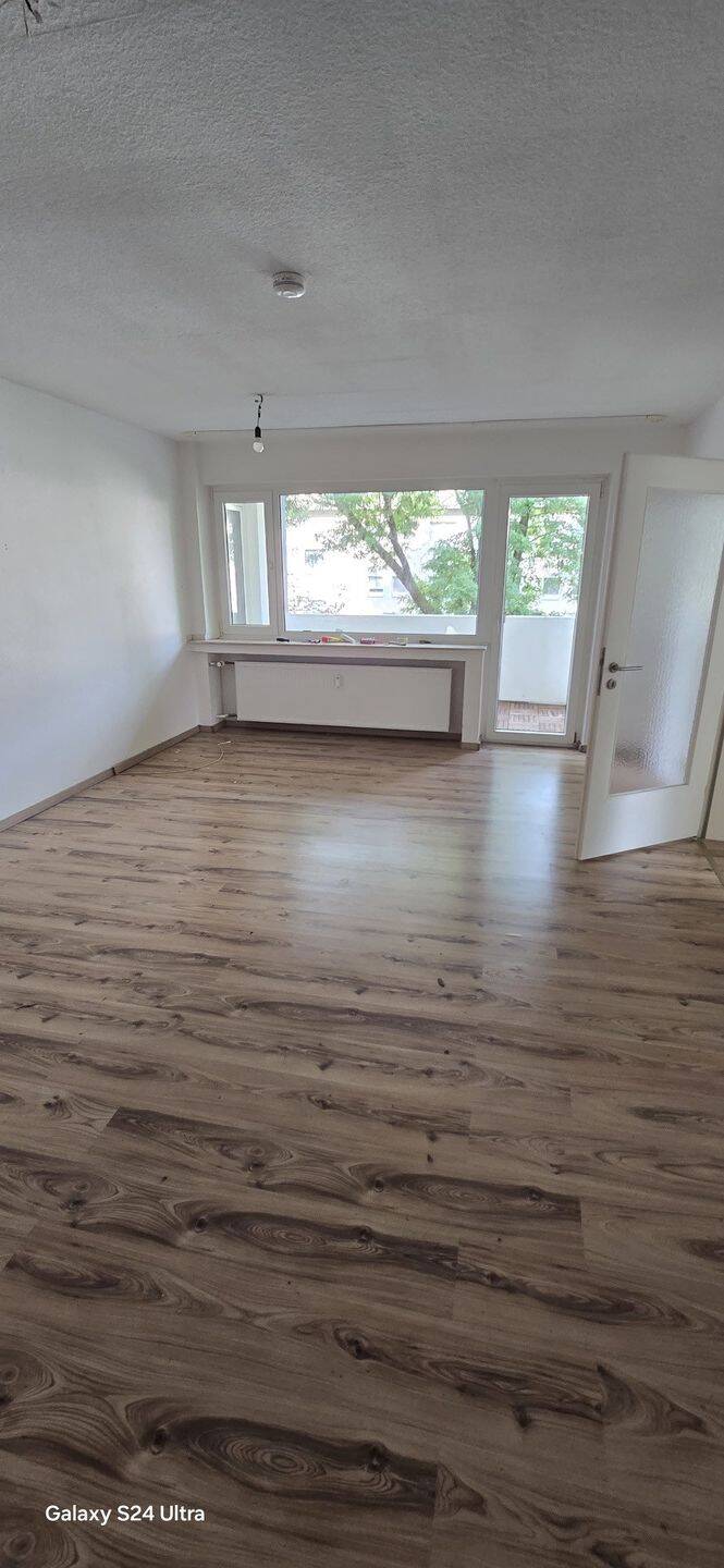 Eine geräumige Wohnung mit Potenzial – Bochum – Vorschaubild 3
