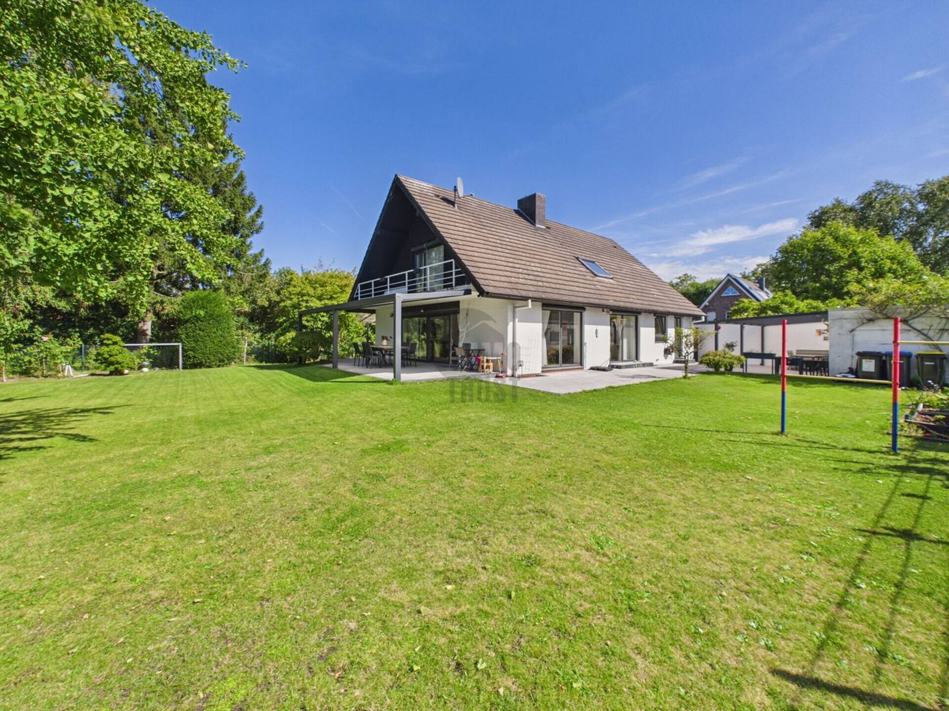 Haus in 26386 Wilhelmshaven mit 200 m² kaufen