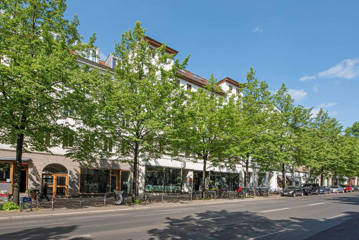 City-Investment für Ihr Portfolio: Gründerzeit-Apartment nahe Rosenthaler Platz- PROVISIONSFREI – Berlin – Vorschaubild 3