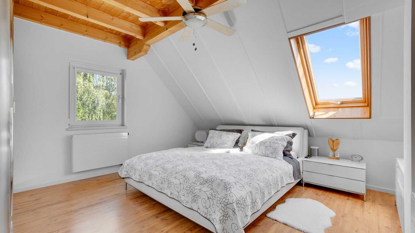 Einfamilienhaus mit Nebengebäude! Hochwertiges Anwesen mit energieeffizienter Ausstattung – Altdorf bei Nürnberg – Vorschaubild 8