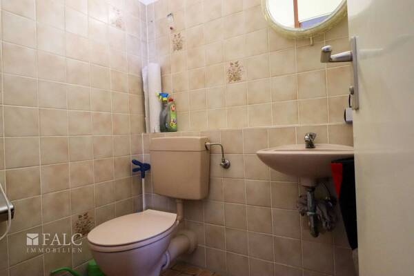 Etagenwohnung in 50858 Köln mit 90,6 m² kaufen