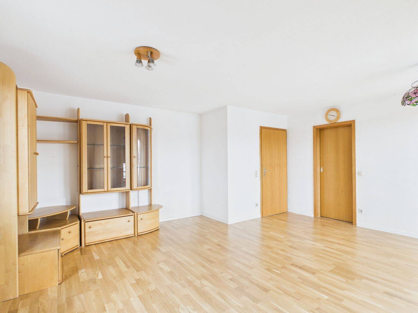 Helle Maisonette 60 m² mit Dachstudio 25 m², Balkon mit schöner Aussicht und Kfz-Stellplatz – Stuttgart – Vorschaubild 4