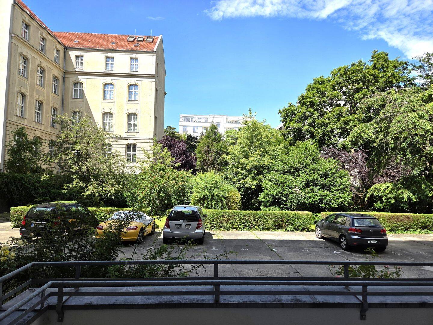Kernsanierte ruhige zentrale Whg mit Blk und Stlpl. – Berlin – Vorschaubild 5