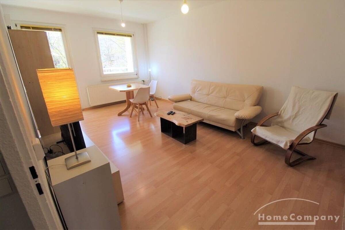 20147 HomeCompany Dresden Möbliert/Furnished 3-Zimmer Wohnung mit 2 Schlafzimmer mit Balkon in Dresden-Strehlen max. 4 Personen – 1219 Dresden – Bild 1 von 9
