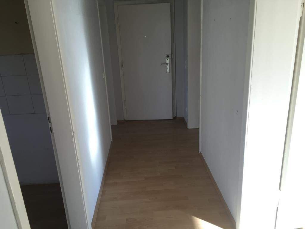 3-Zimmer-Wohnung mit Balkon in Gelsenkirchen Hassel – Gelsenkirchen – Vorschaubild 4