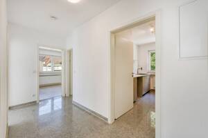 +++ zentral & ruhig - sonniger Süd-Balkon - hochwertig modernisiert - Einbauküche-Übernahme möglich +++ – 70439 Stuttgart – Vorschaubild 8