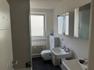 WG 1 Zimmer für STUDENTEN- BERUFSTÄTIGE in 3er !!! Sofort frei! Komplett möbliert mit Einbauküche direkt an der UNI – 34127 Kassel – Vorschaubild 5