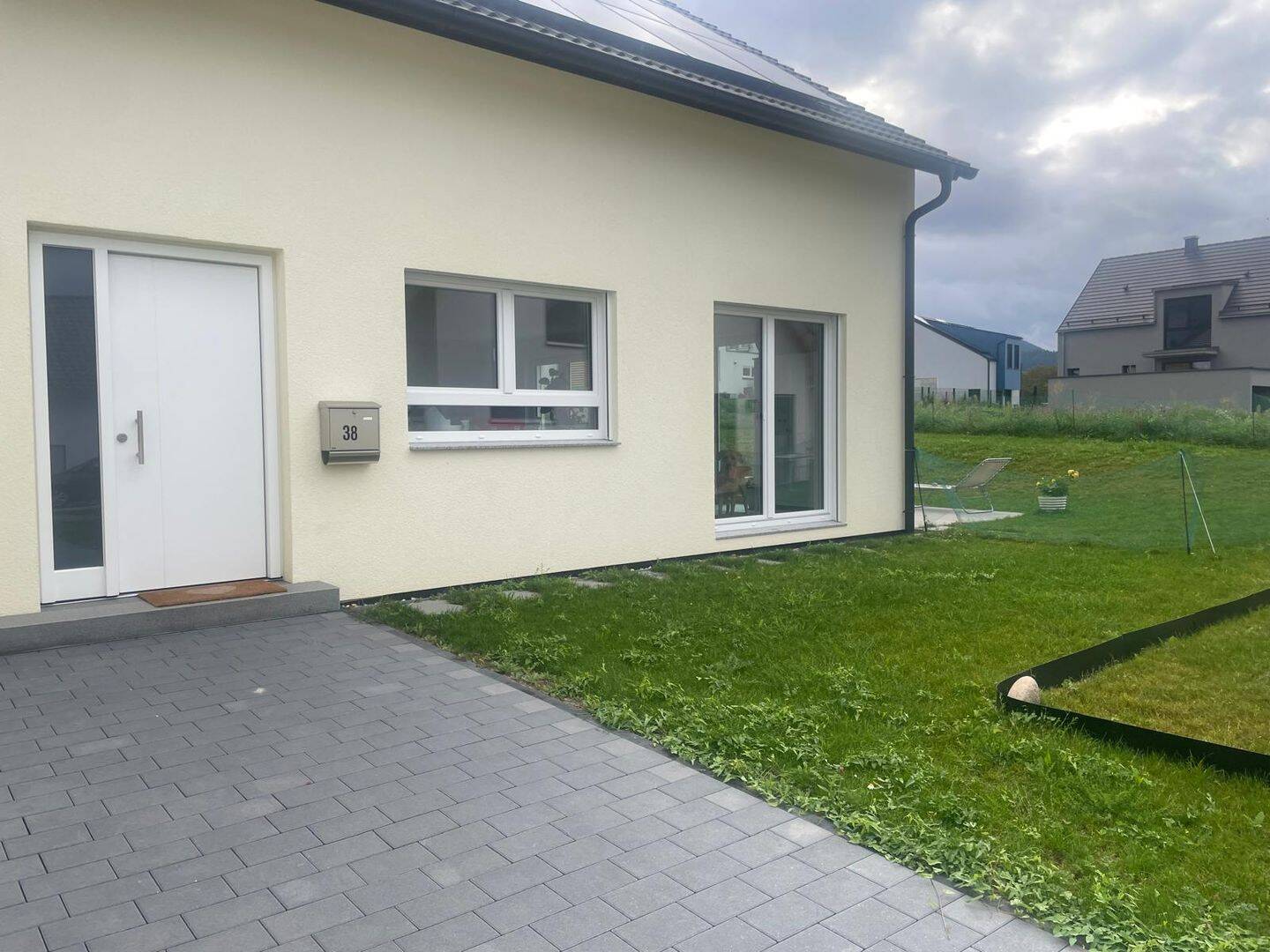 Neuwertiges Traumhaus sucht neue Mieter – Gaggenau – Vorschaubild 2